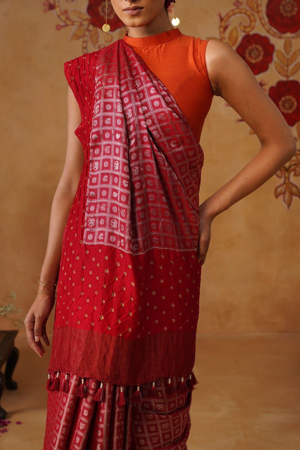 Red Box Shikargah Bandhani Silk Saree