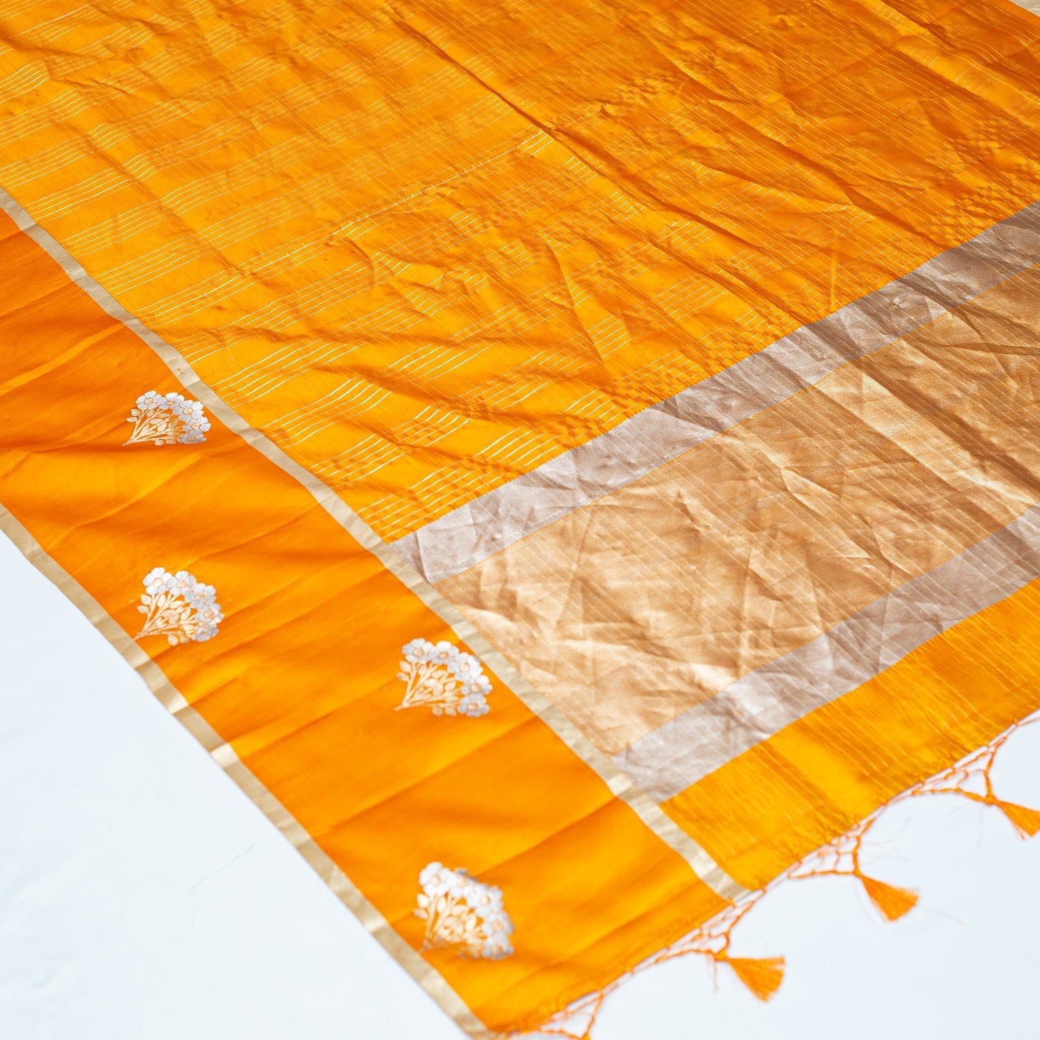 Yellow Pure Katan Silk Handloom Banarasi Saree - Banarasiya