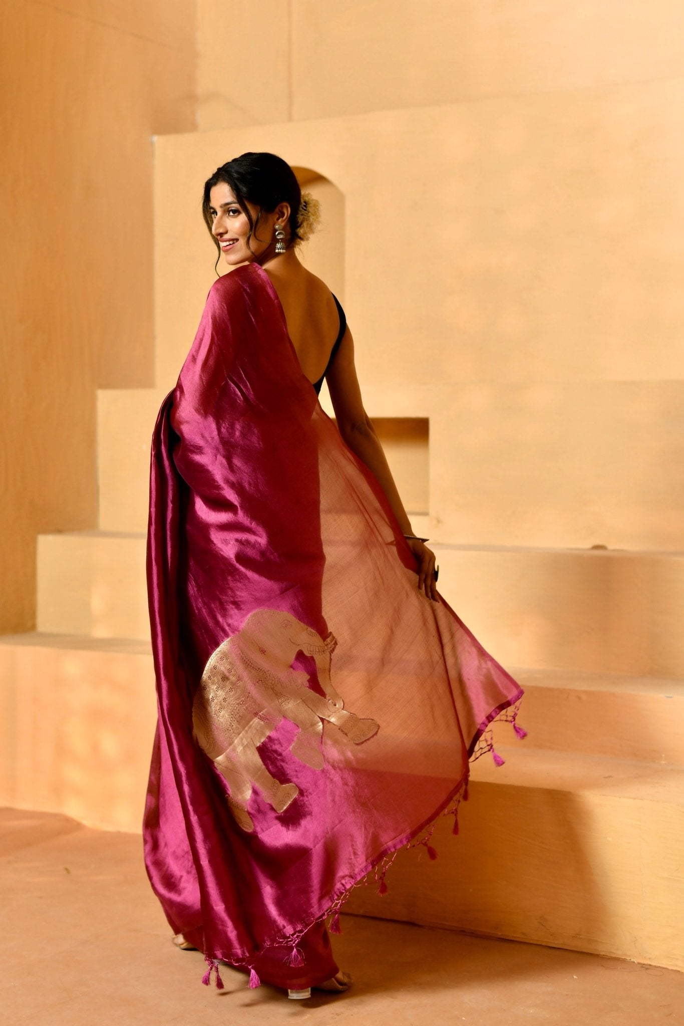 Burgundy Katan Organza Silk with Elephant Motif Pallu - Banarasiya