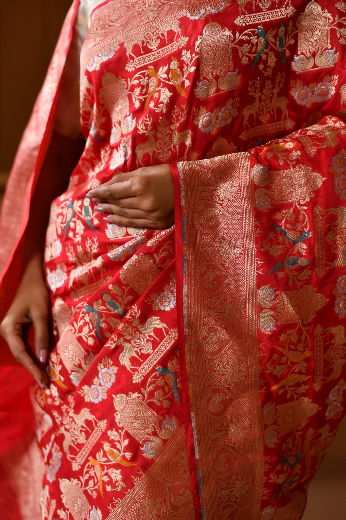 Crimson Katan Silk Saree with All - Over Shikargah Jaal - Banarasiya