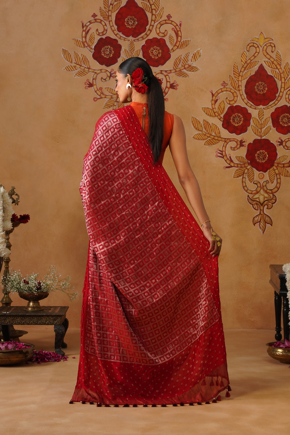 Red Box Shikargah Bandhani Silk Saree