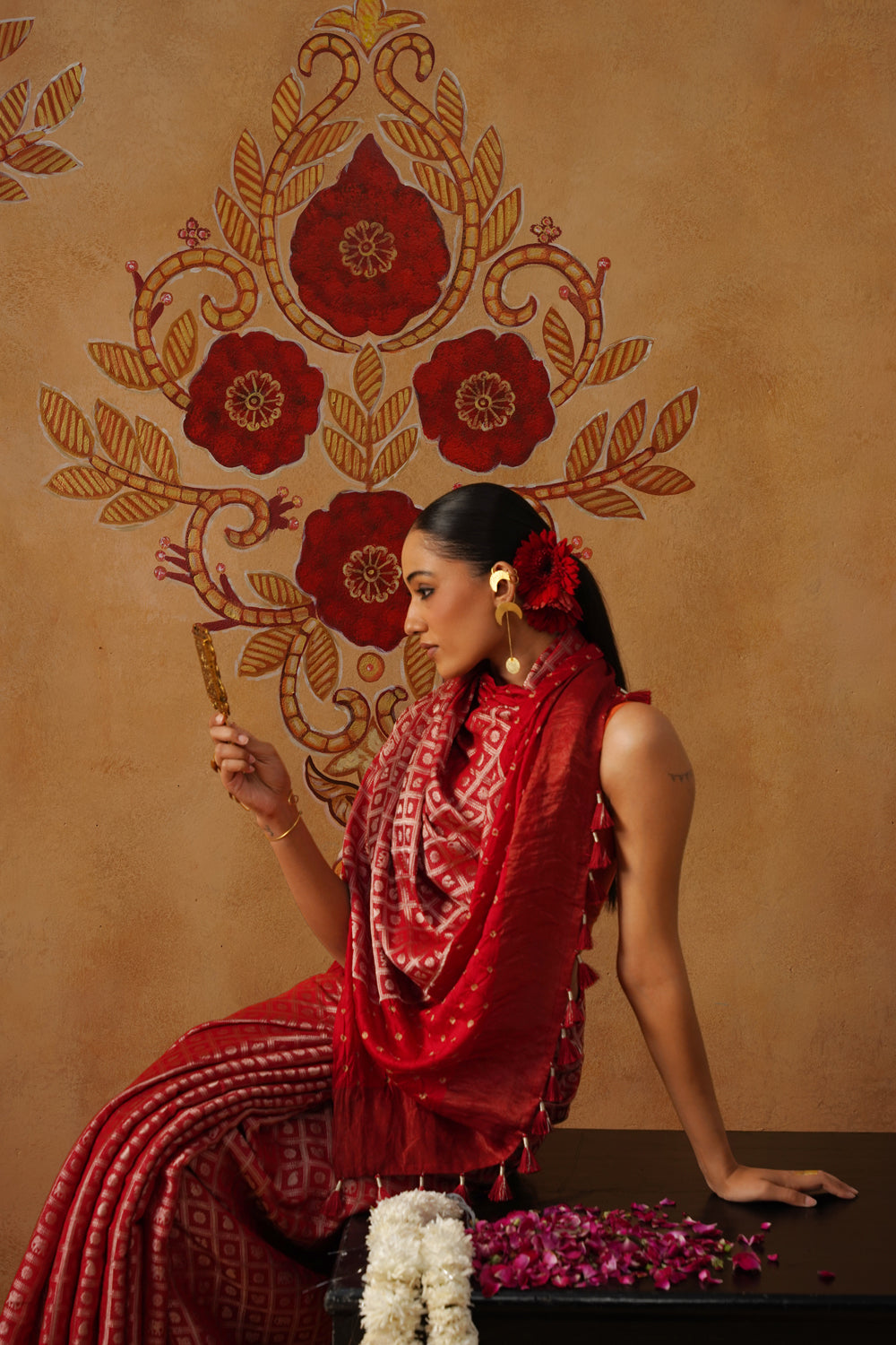 Red Box Shikargah Bandhani Silk Saree
