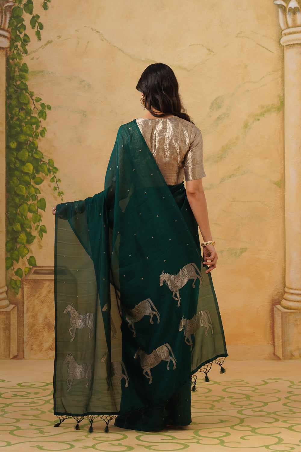 Handwoven Emerald Green Kora Katan Silk Saree with Horse Pallu
