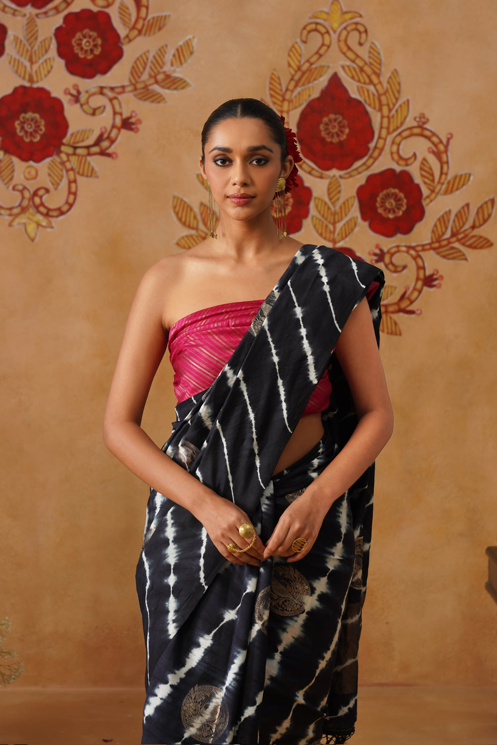 Black Leheriya Silk Saree