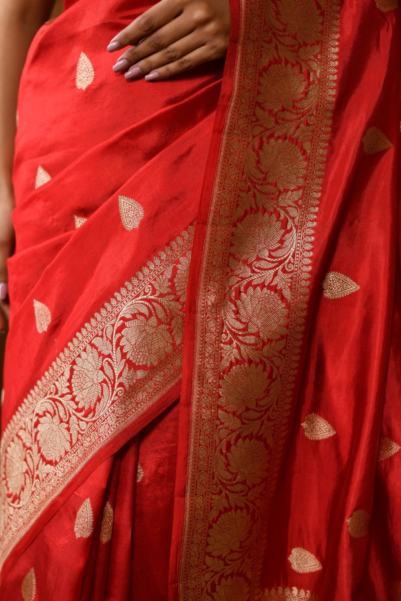 Handwoven Deep Vermilion Classic in Katan Silk - Banarasiya