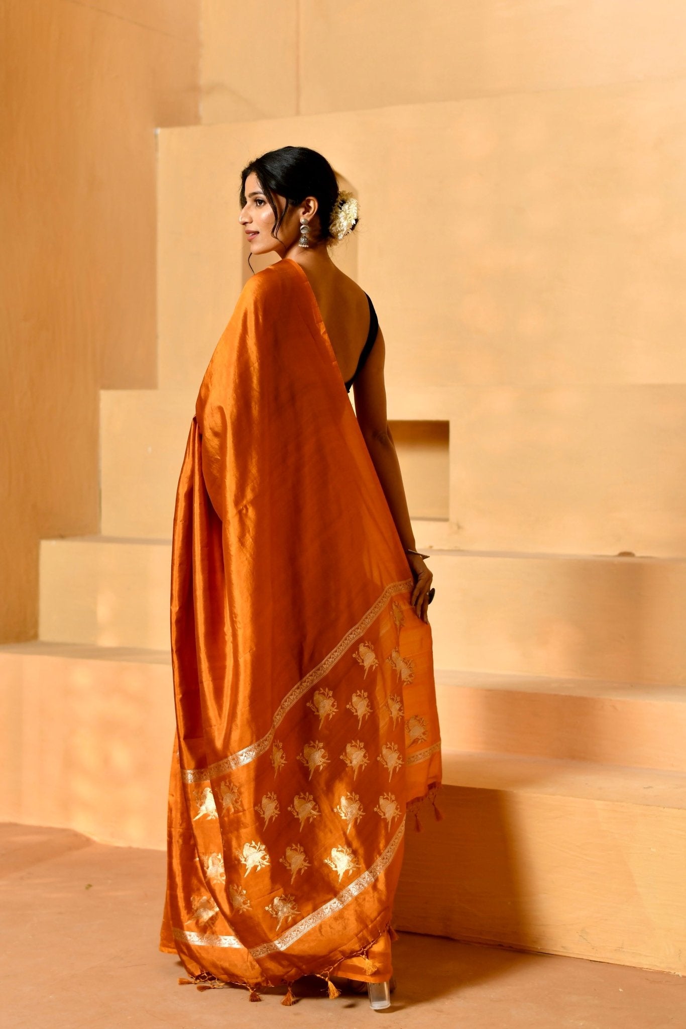 Handwoven Katan Silk in Marigold with Figure Pallu - Banarasiya