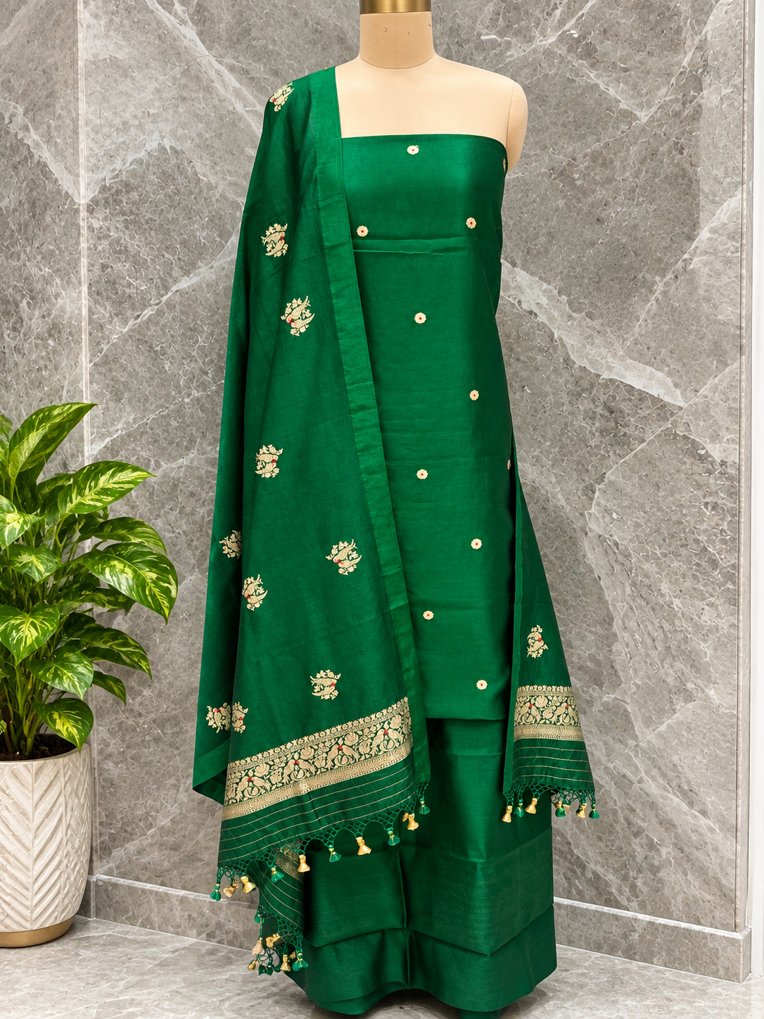 Emerald Green Pure Katan Silk Handloom Suit Set