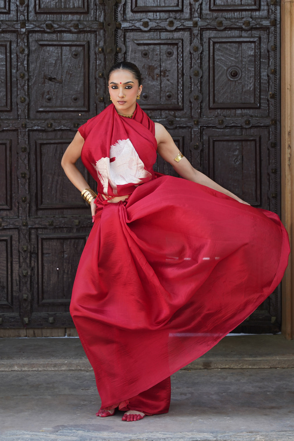 Plain Handwoven Katan Silk Saree with Silver Horse Motif Pallu
