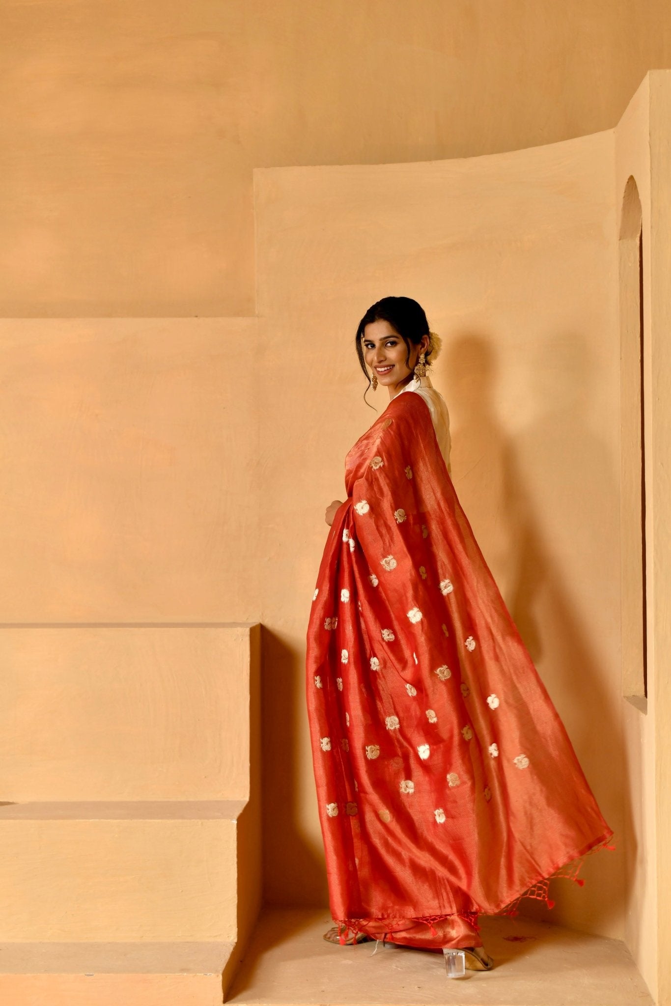 Tissue Chiniya Silk in Rich Red with Figure Motifs - Banarasiya