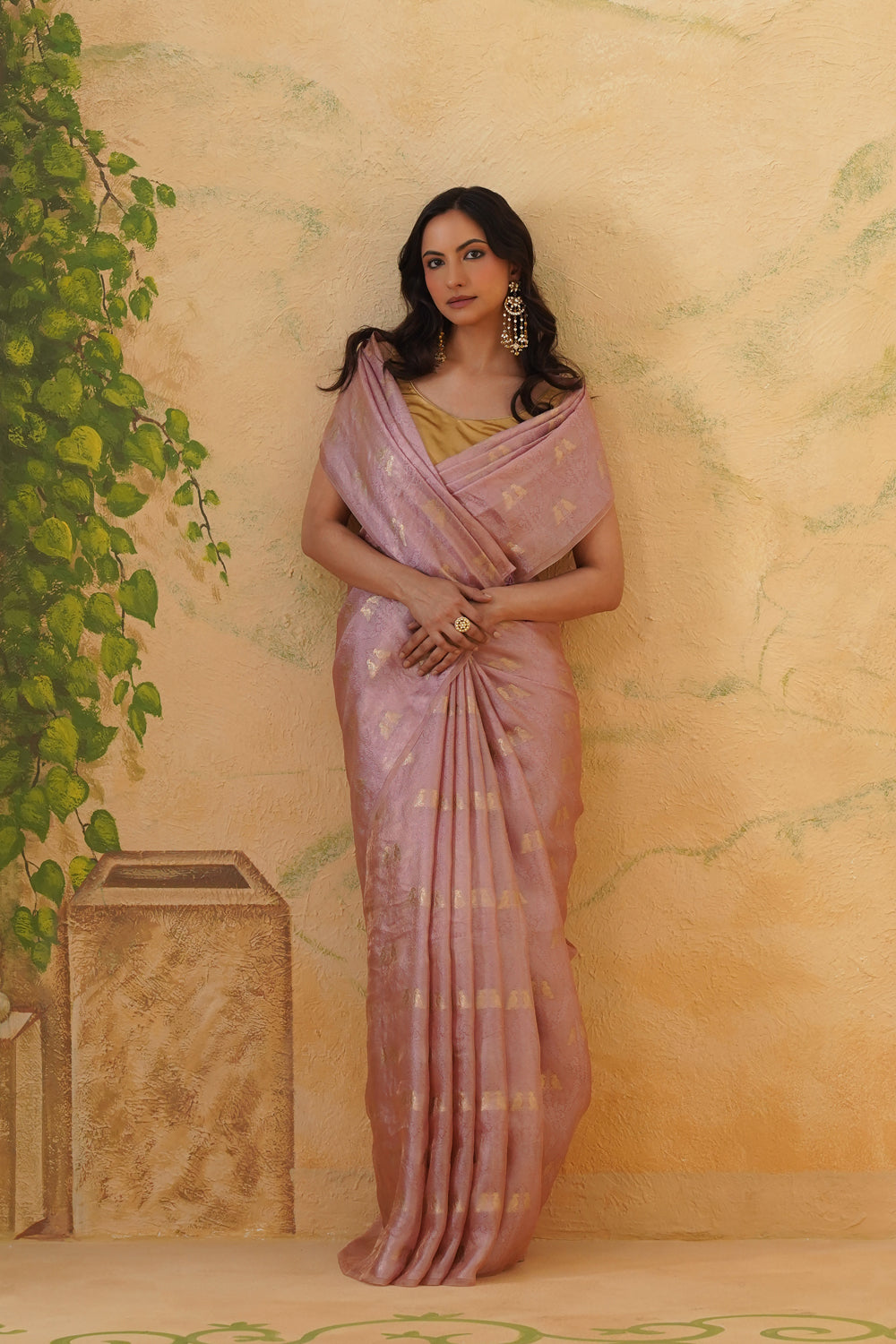 Handwoven Rose Gold Tissue Tanchoi Saree