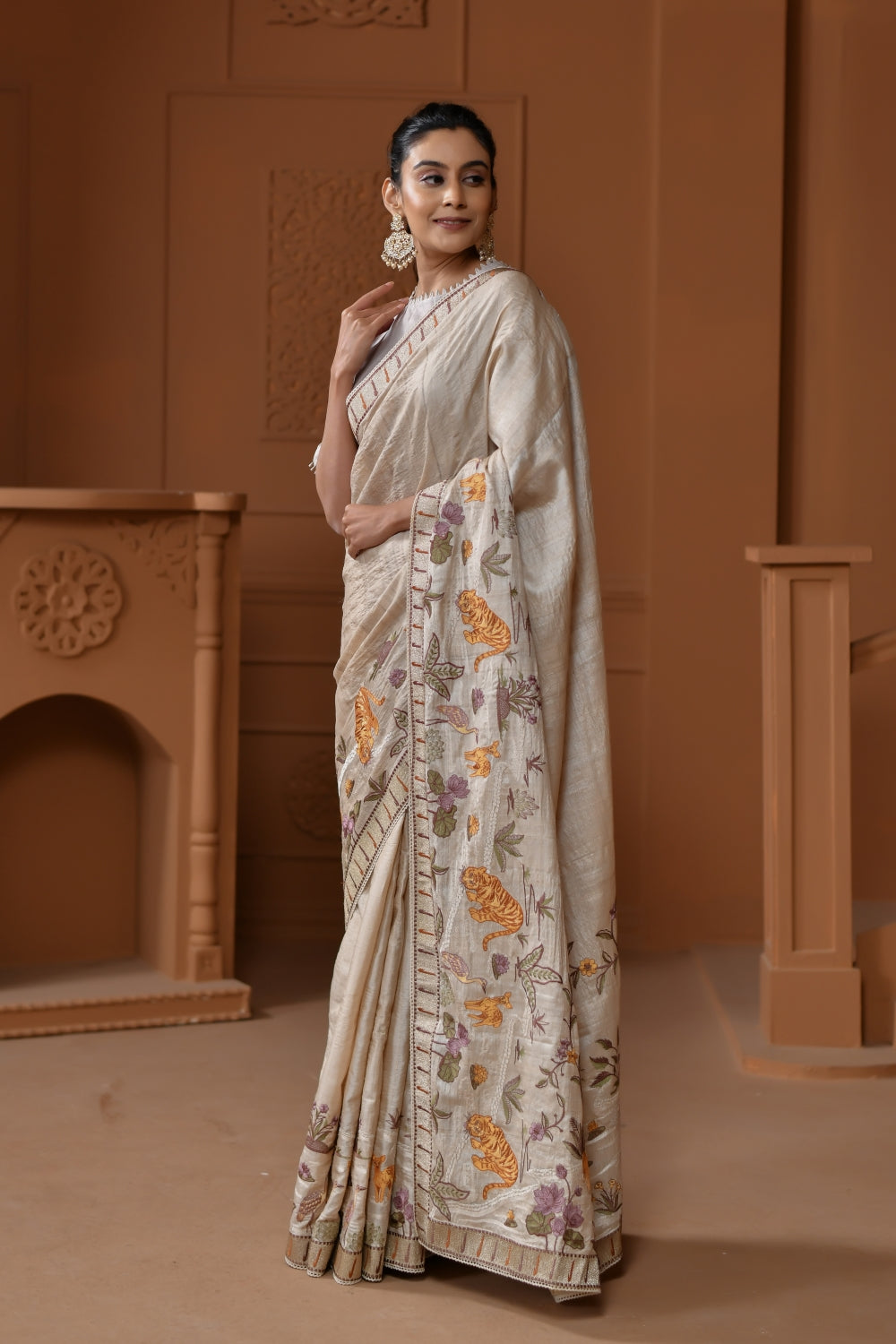 Naturally Textured Pure Tussar Silk with Shikargah Border