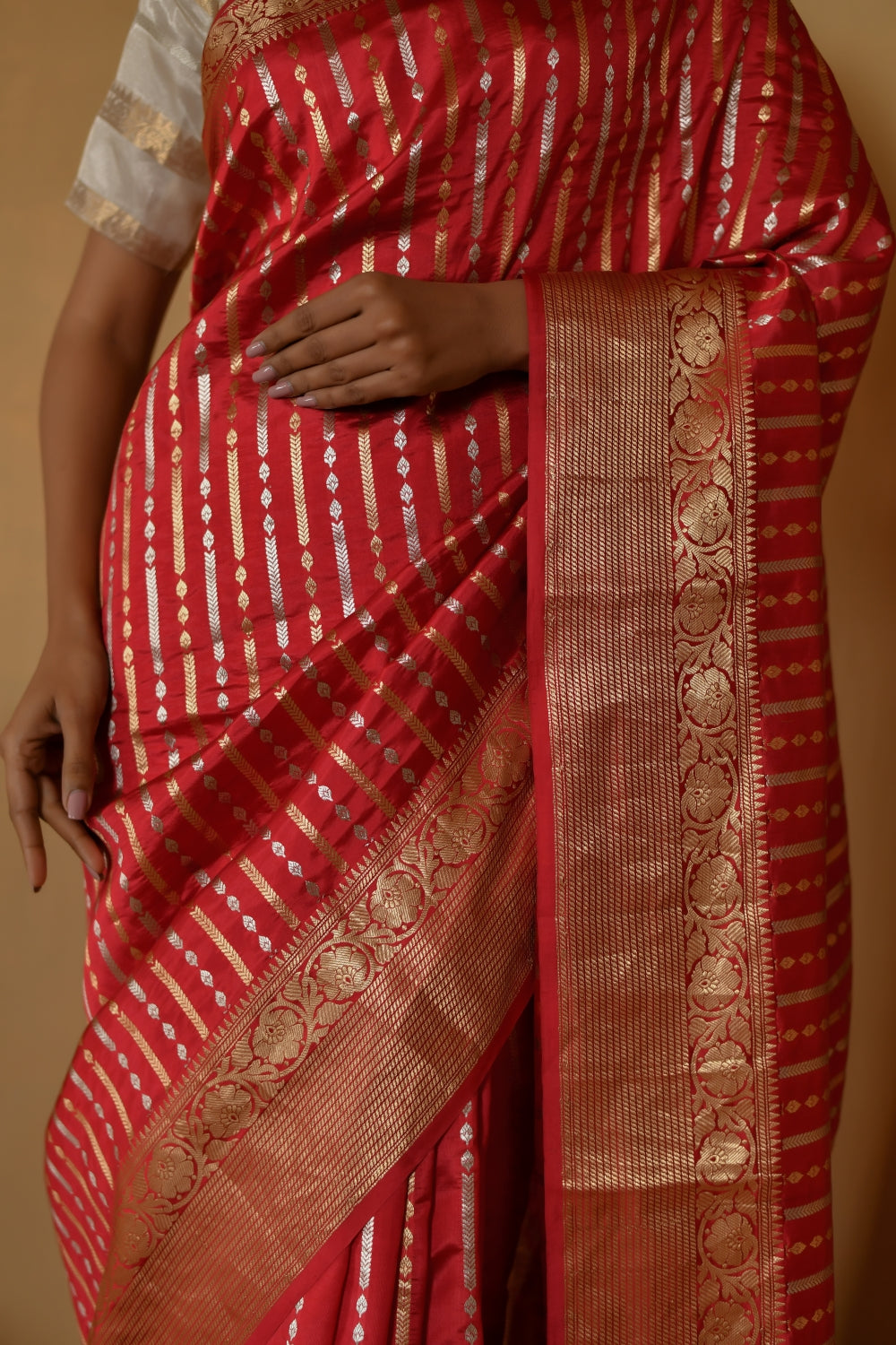 Pure Katan Silk in Red with Stripes Handloom Banarasi saree-Banarasiya