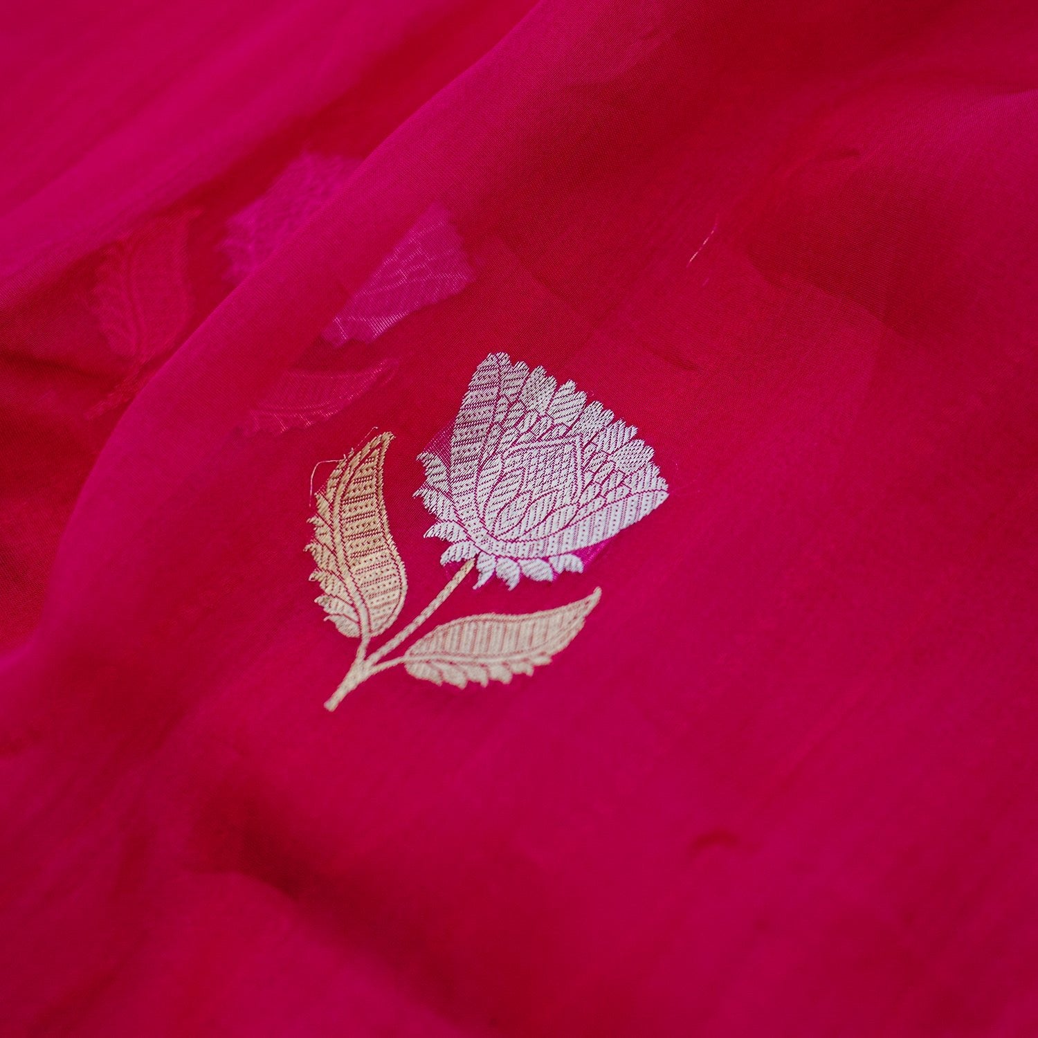 Pink Pure Organza Handloom Banarasi Saree - Banarasiya