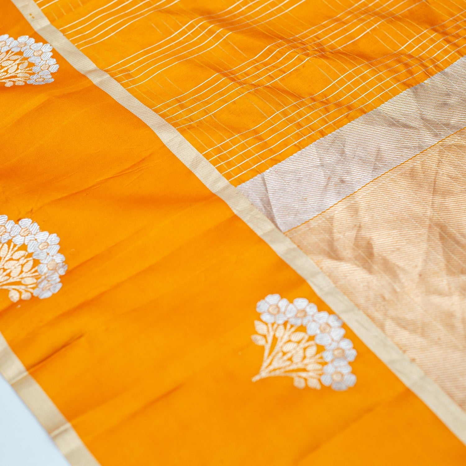 Yellow Pure Katan Silk Handloom Banarasi Saree - Banarasiya