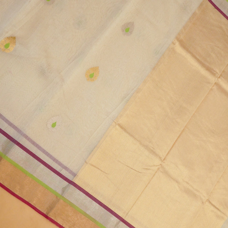 Off White Color Pure Handloom Cotton Saree-Banarasiya